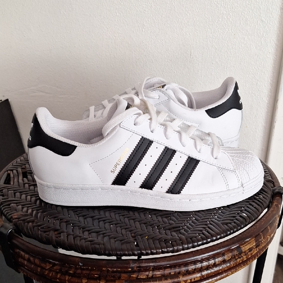 Adidas Superstar Men Size 6.5 M Shoes